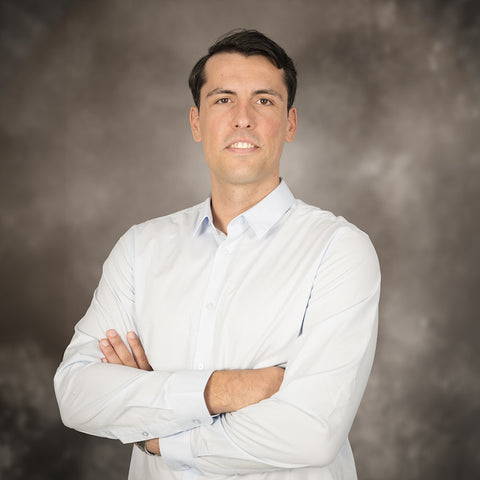 Florian Rivas, Founder of CELLSHE · Longevity Educator at CELLSHE